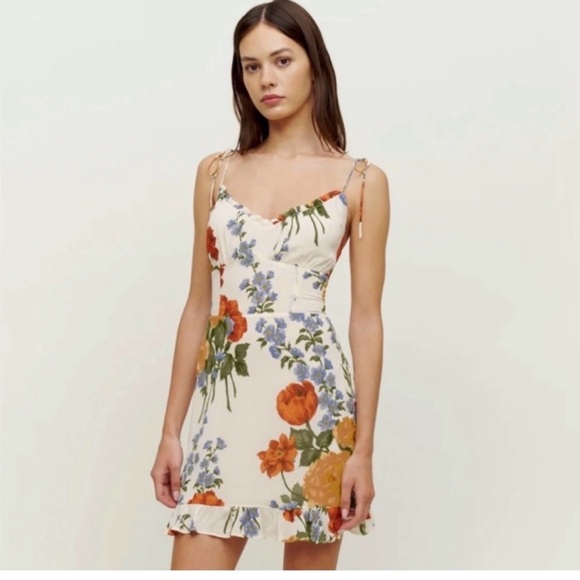 Reformation Dresses & Skirts - Reformation mini dress